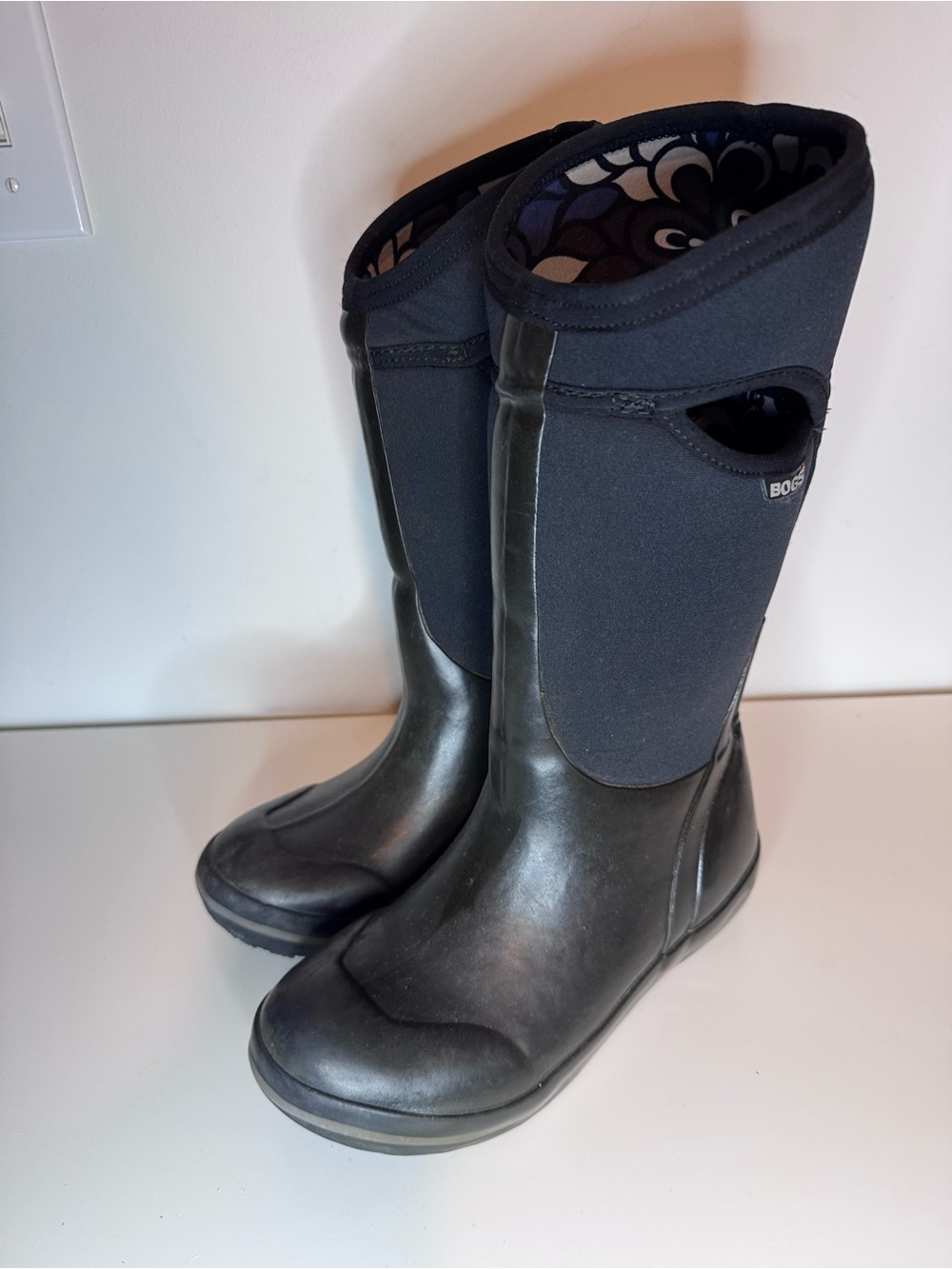 Bogs Plimsoll Tall Women's Boots Size 7, like new condition